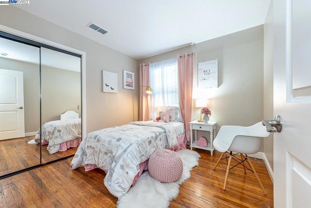32409 Elizabeth Way, Union City CA: https://media.crmls.org/mediaz/76a8e067-d7aa-4d20-b8b2-c15f88265a6a.jpg