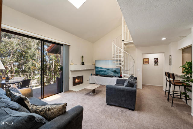 Detail Gallery Image 10 of 31 For 2200 Martinique Ln, Oxnard,  CA 93035 - 2 Beds | 2 Baths