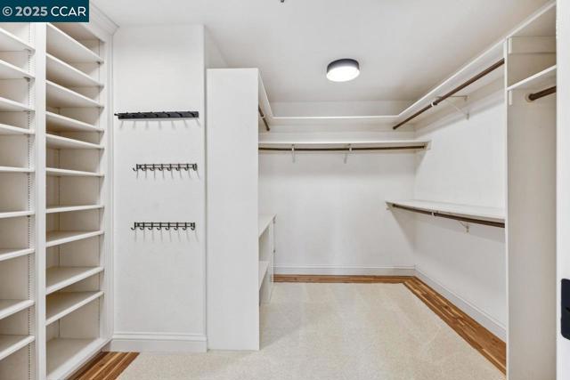29 Brandt Dr, Moraga CA: https://media.crmls.org/mediaz/76a8fb0d-c922-4b6d-b80a-55e7cfa4776a.jpg
