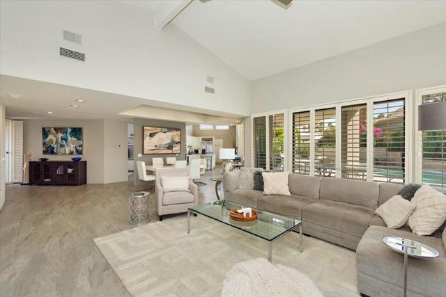 75765 Osage Trail, Indian Wells CA: https://media.crmls.org/mediaz/76a90468-01bb-422a-9361-e8d6ce435cb3.jpg
