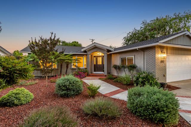 892 W Knickerbocker Drive, Sunnyvale CA: https://media.crmls.org/mediaz/76a92d6c-8227-48bd-a46d-d2c784b11089.jpg