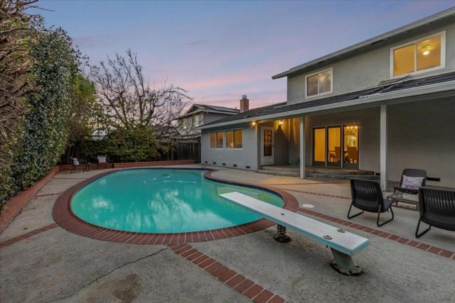 2357 Walden Square, San Jose CA: https://media.crmls.org/mediaz/76a9ff84-2587-453e-aa18-fd1ad4ba9b7f.jpg