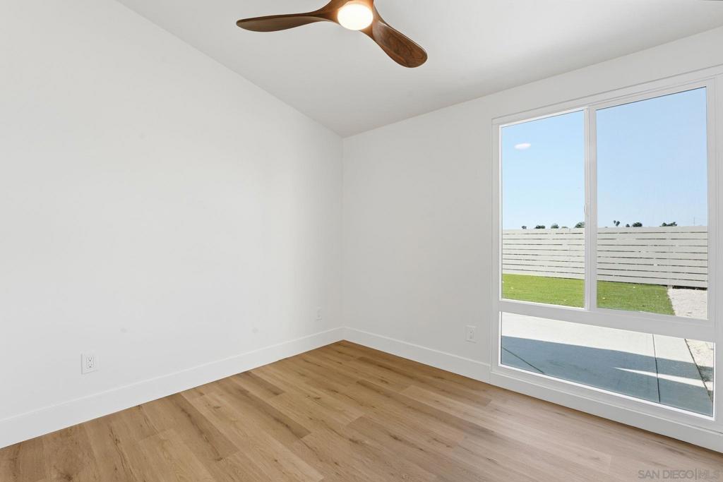 MLS #250043524SD image #15