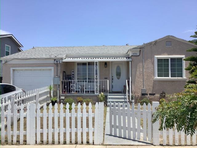 4768 70 Castle Avenue, San Diego CA: https://media.crmls.org/mediaz/76abcd84-746a-4cc8-8c14-2c75a17366b3.jpg