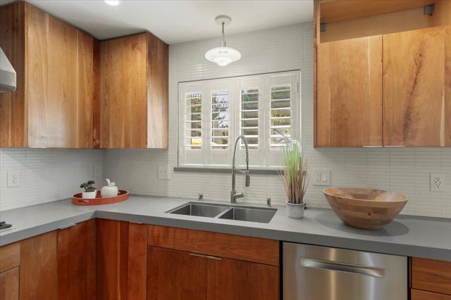 2581 Dumbarton Avenue, San Jose CA: https://media.crmls.org/mediaz/76abe99d-8b85-4432-a4c1-8183134b38fd.jpg