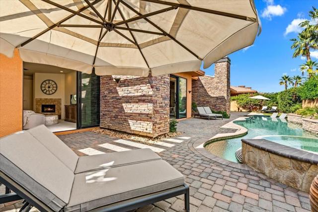 Image 4 of 43 For 50380 Via Serenidad