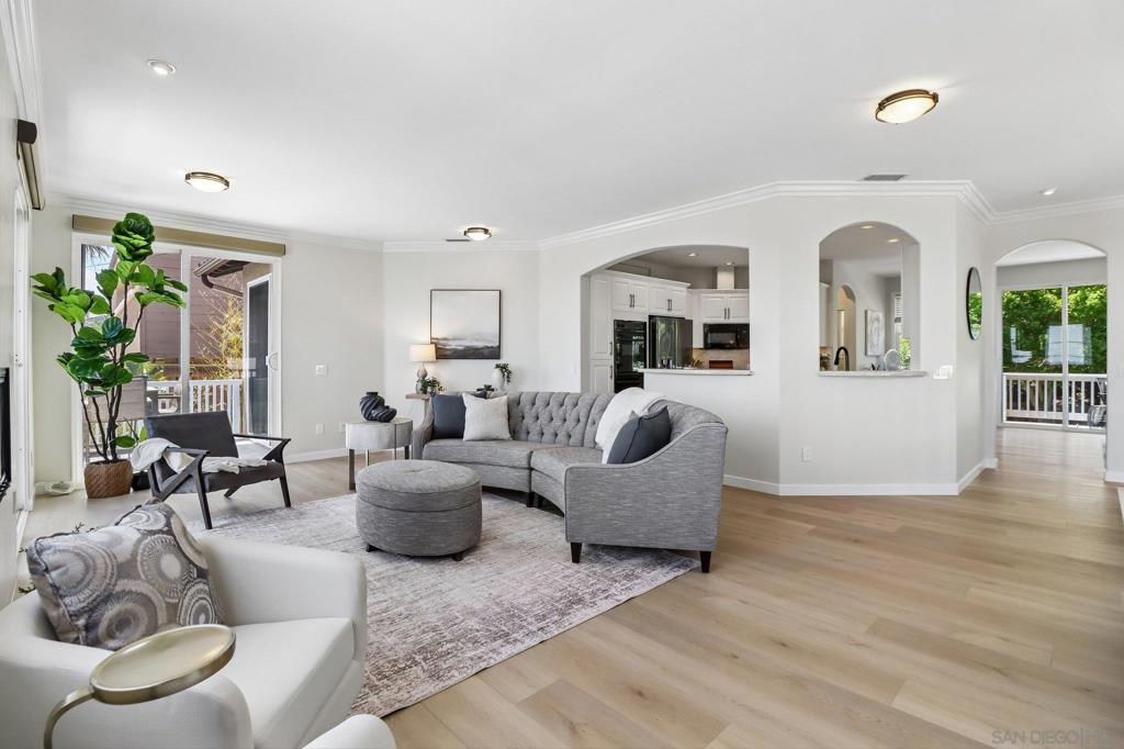 2410 Geranium St - photo 5