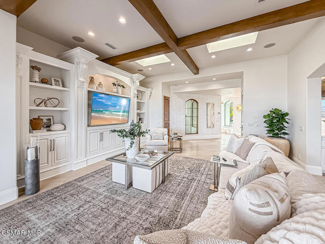 25877 Shady Oak Lane, Valencia CA: https://media.crmls.org/mediaz/76ad6e3f-ee53-45e2-8d29-1924b869ed86.jpg