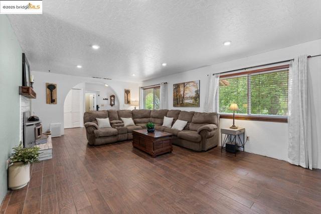 Image 13 of 36 For 15086 Vista Knolls