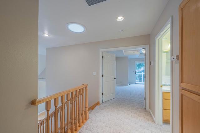 20160 Rock Springs Lane,  CA: https://media.crmls.org/mediaz/76ad8c65-f879-4d56-bd34-8e02ef625039.jpg