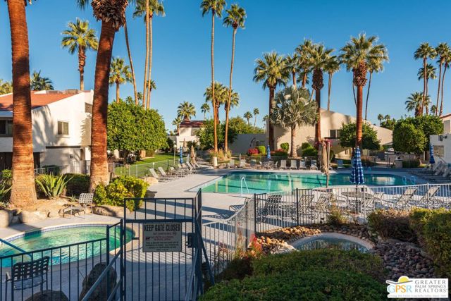 1300 S Camino Real, Palm Springs CA: https://media.crmls.org/mediaz/76ae2507-305c-453f-bfd1-b4007fe4cc01.jpg