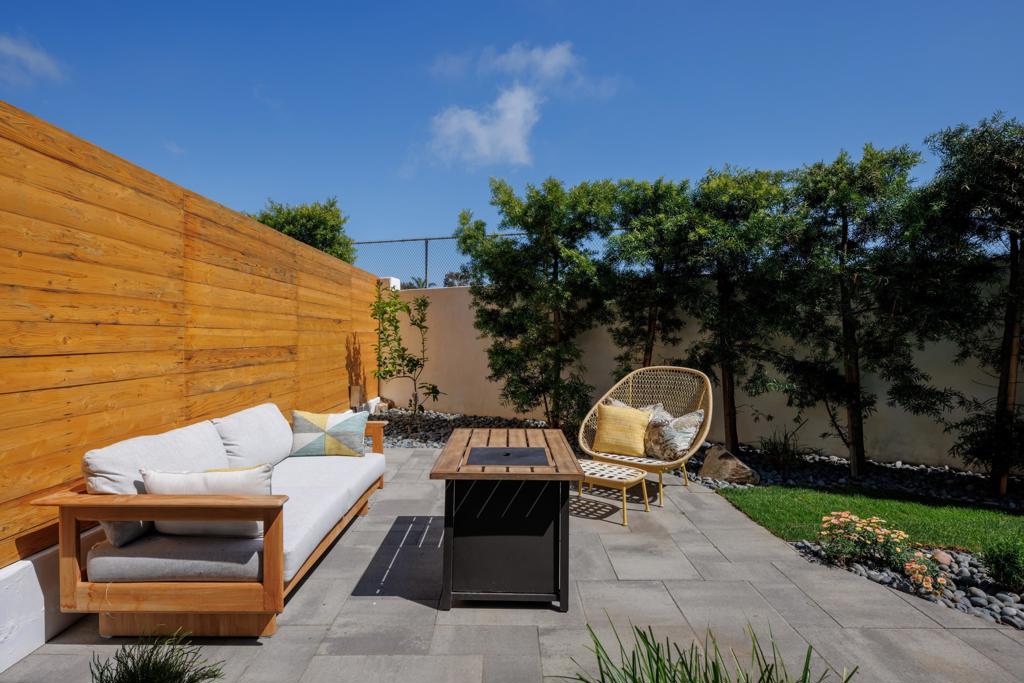 MLS #250027065SD img 37