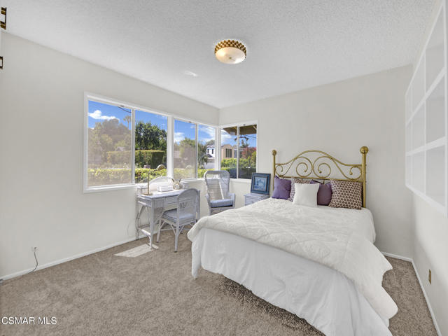5448 Bothwell Road, Tarzana CA: https://media.crmls.org/mediaz/76af3f32-898e-41fa-8419-1b49a8cda391.jpg
