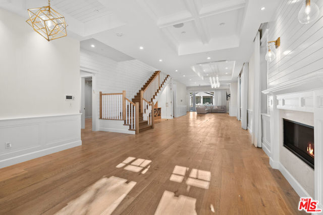 12345 Huston Street, Valley Village CA: https://media.crmls.org/mediaz/76afeb91-b5ea-4821-b108-89c5cf04bfa7.jpg