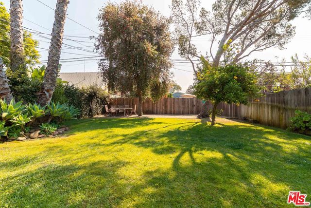 10748 Westminster Avenue, Los Angeles CA: https://media.crmls.org/mediaz/76b02fea-d9fd-4395-b7e3-3dc71a028a78.jpg