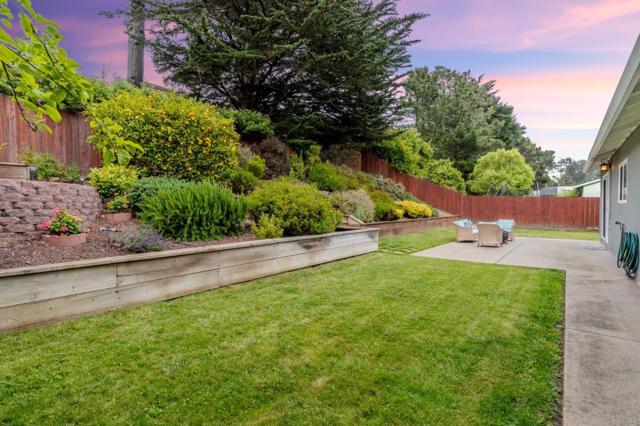 1203 Linda Mar Boulevard, Pacifica CA: https://media.crmls.org/mediaz/76b0613c-4562-4f80-a99b-d7bdf27ec00f.jpg