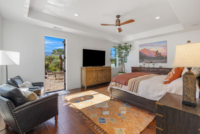 Image 44 of 83 For 2 Diamond Court