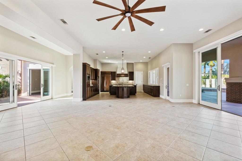 MLS #219137722DA image #23
