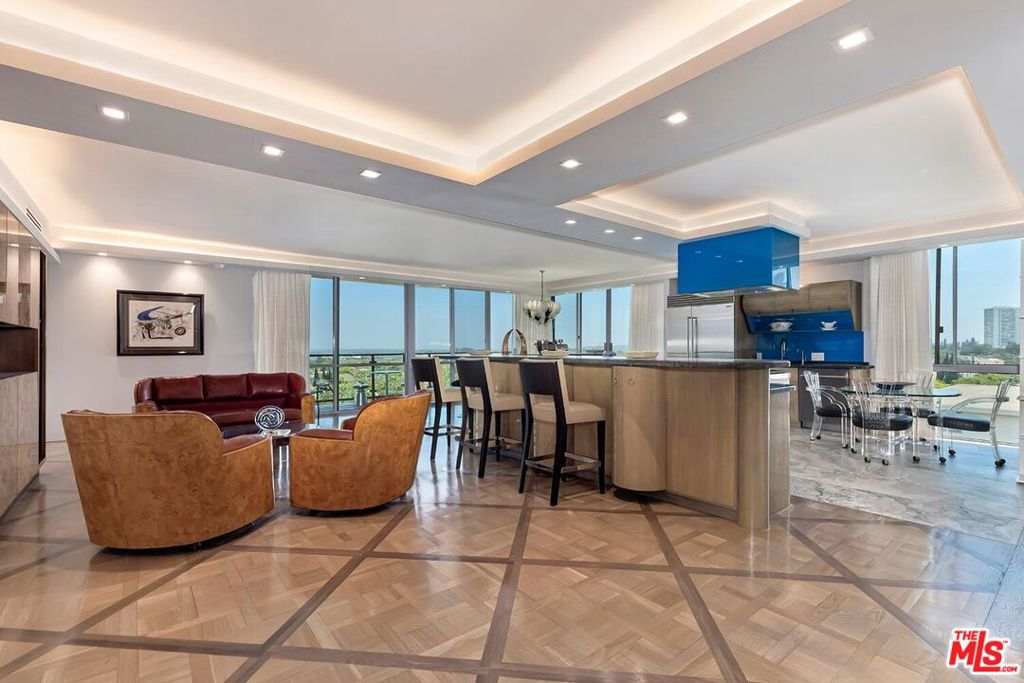 211 S Spalding Drive #603S