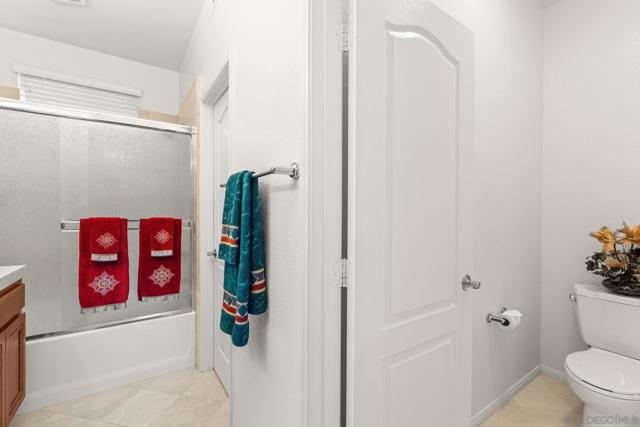 13033 Lamia Point, San Diego CA: https://media.crmls.org/mediaz/76b21580-b8d0-4fe1-8147-69bb7fb5eed9.jpg