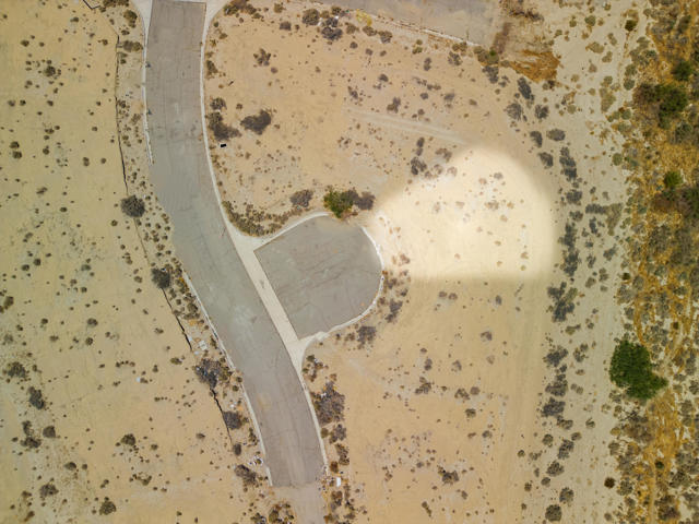 34314 Thomas Court, Thousand Palms CA: https://media.crmls.org/mediaz/76b25a0c-b07b-4970-bab9-22ec2df12117.jpg