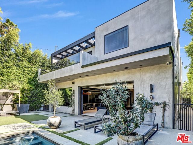 Image 22 of 28 For 537 Alta Vista Boulevard