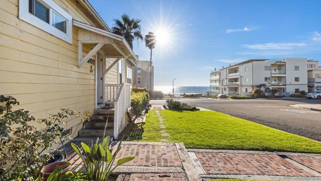 902 Pacific St, Oceanside, California 92054, ,Multi-Family,For Sale,Pacific St,240026159SD