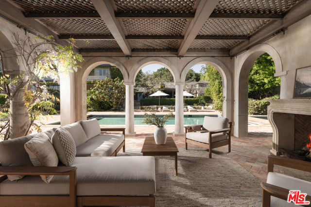 Image 3 of 48 For 771 Garden Lane