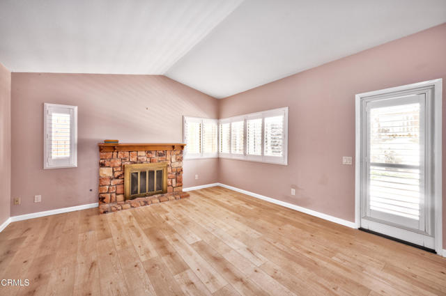 Detail Gallery Image 5 of 17 For 9085 Mccloud Dr, Ventura,  CA 93004 - 2 Beds | 2 Baths