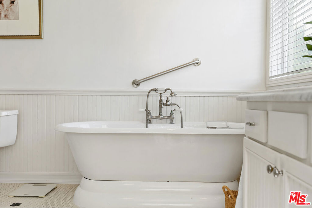 MLS #26855993 image #16