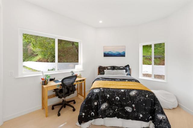 16460 Wood Acres Road, Los Gatos CA: https://media.crmls.org/mediaz/76b5a876-1708-42f2-ac07-ed6365f5732f.jpg