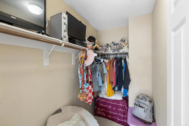 Detail Gallery Image 21 of 32 For 34221 Woodmont, Lake Elsinore,  CA 92532 - 4 Beds | 3 Baths