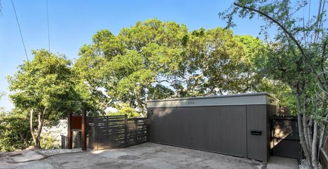 490 Shelford Avenue, San Carlos CA: https://media.crmls.org/mediaz/76b63aea-3ba6-49c9-934a-d6cc7a16b84b.jpg