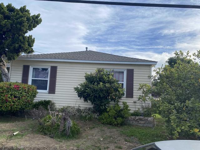 Detail Gallery Image 2 of 12 For 1945 Gateway Dr, San Diego,  CA 92105 - 4 Beds | 2 Baths