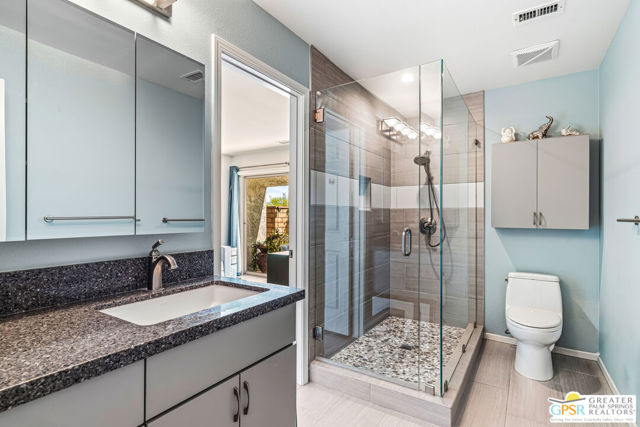 120 E Perlita Circle, Palm Springs, CA 92264