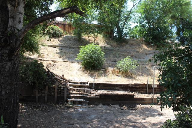 2658 Fallon Circle, Simi Valley CA: https://media.crmls.org/mediaz/76b8297c-72d7-490d-8d52-14fd43c8584e.jpg