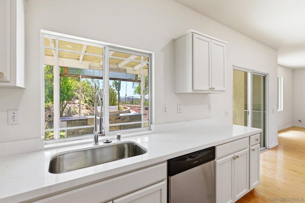 820 Plumeria St - photo 14