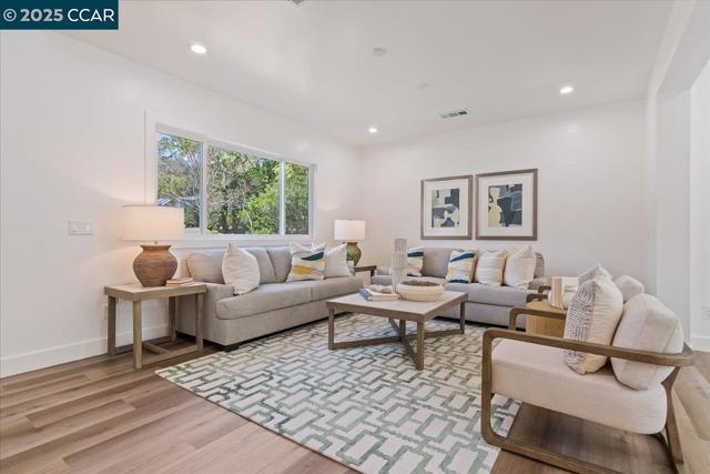158 Pulido Rd, Danville CA: https://media.crmls.org/mediaz/76b8d897-9f23-4cbb-975f-45e6ae2e1334.jpg