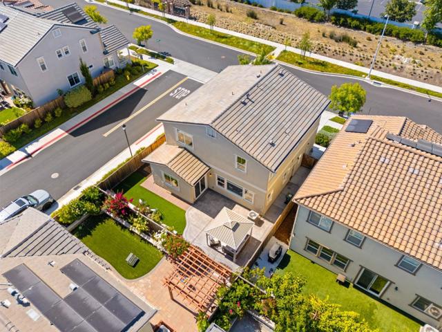 39806 Tomcod Street, Newark CA: https://media.crmls.org/mediaz/76bb3aad-18a7-4dbc-acdd-f63dad515c92.jpg