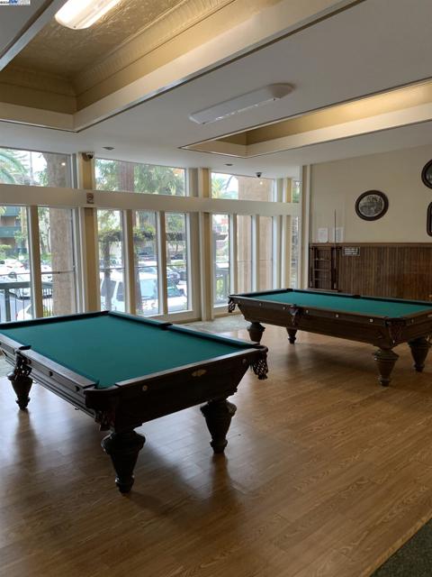 185 Sierra Dr, Walnut Creek CA: https://media.crmls.org/mediaz/76bb8e13-d250-42bf-b778-9c47b3b19e5a.jpg