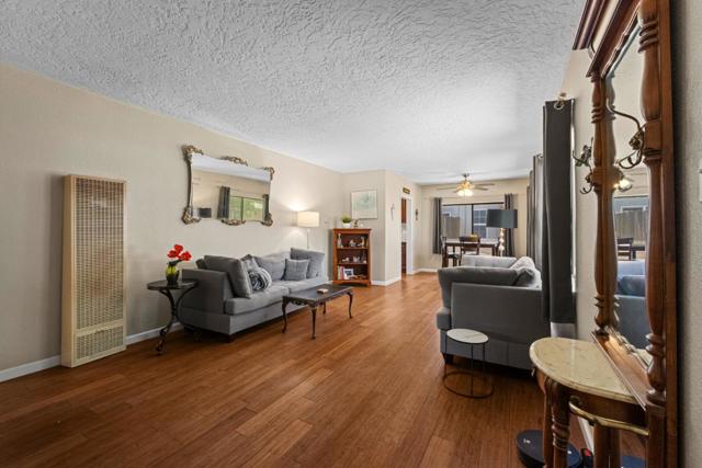 312 Oakshire Avenue, Modesto CA: https://media.crmls.org/mediaz/76bbad13-43b5-4a02-a25a-50257e2aa6a4.jpg