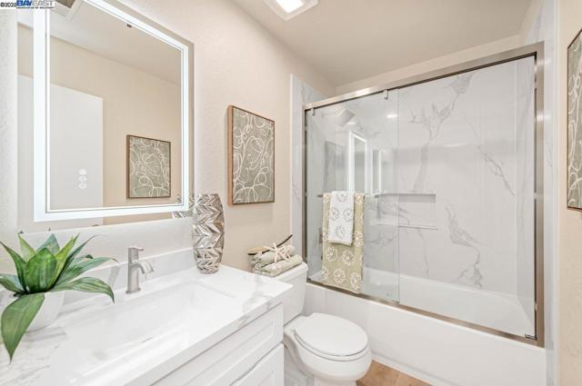 4667 Laurie Cmn, Livermore CA: https://media.crmls.org/mediaz/76bc2bbc-1b3b-44e0-9651-acad936c4d18.jpg