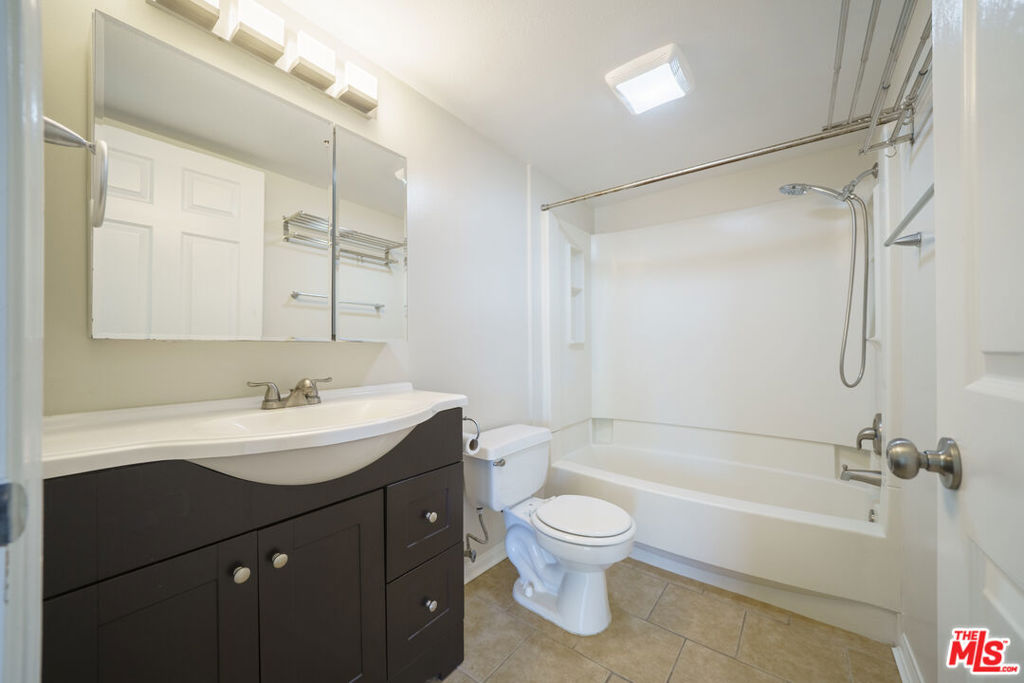 MLS #25628707 image #24