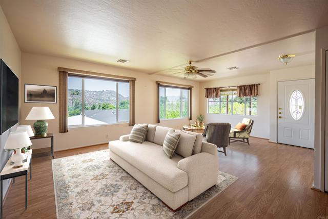Detail Gallery Image 18 of 49 For 4650 Dulin #119,  Fallbrook,  CA 92028 - 2 Beds | 2 Baths