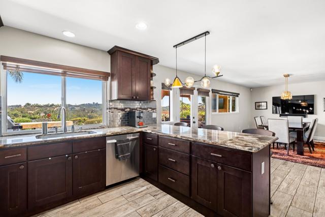 Detail Gallery Image 17 of 46 For 736 San Mario Drive, Solana Beach,  CA 92075 - 4 Beds | 2/1 Baths