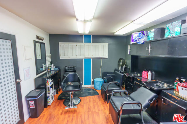 7801 Crenshaw Boulevard, Los Angeles CA: https://media.crmls.org/mediaz/76c00f49-c0c9-40f3-ab0b-074826d3773d.jpg
