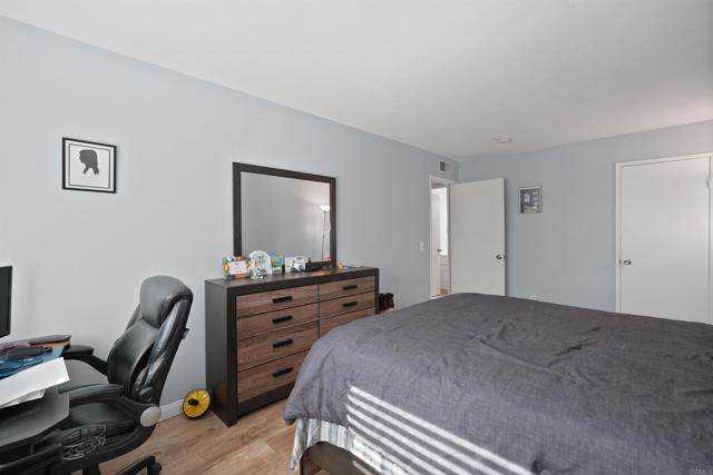 Image 18 of 28 For 10382 Alphonse Street F4