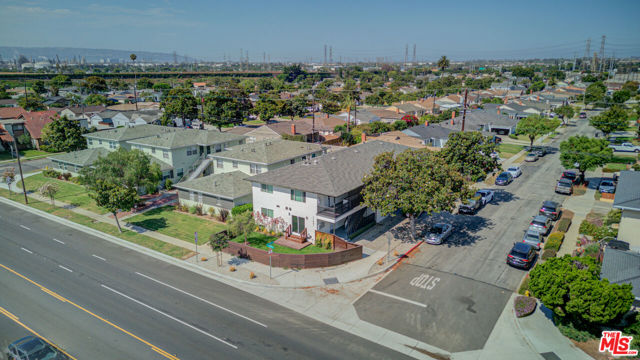 Image 13 of 29 For 17901 Crenshaw Boulevard