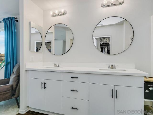 1882 Emily St, El Cajon CA: https://media.crmls.org/mediaz/76c3bd45-e79a-457a-b483-d07fc463853a.jpg
