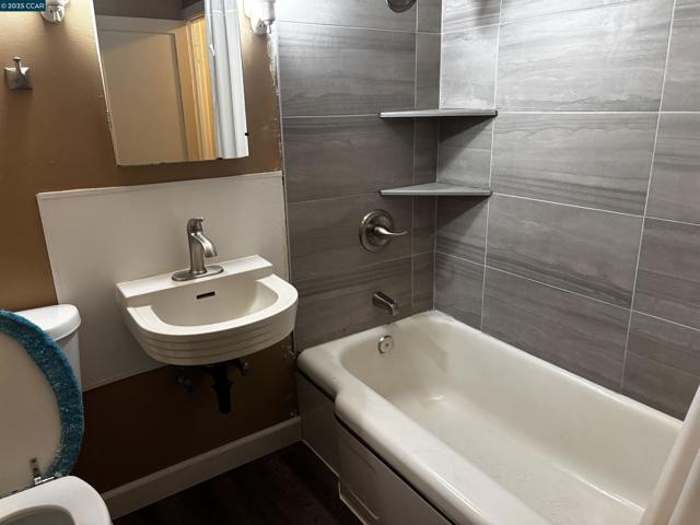 125 Bruning Ave, Rio Vista CA: https://media.crmls.org/mediaz/76c49de4-97e3-489a-b449-20f5329953aa.jpg